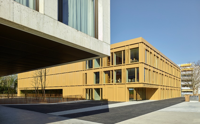 Collège Maurabia photo 2